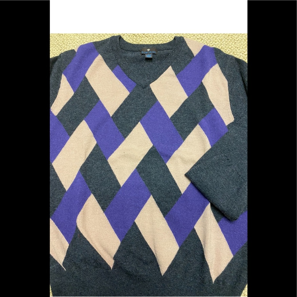 Gorgeous men’s wool sweater large,